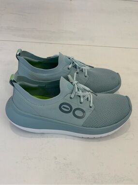 OOFOS OOMY Stride Shoe